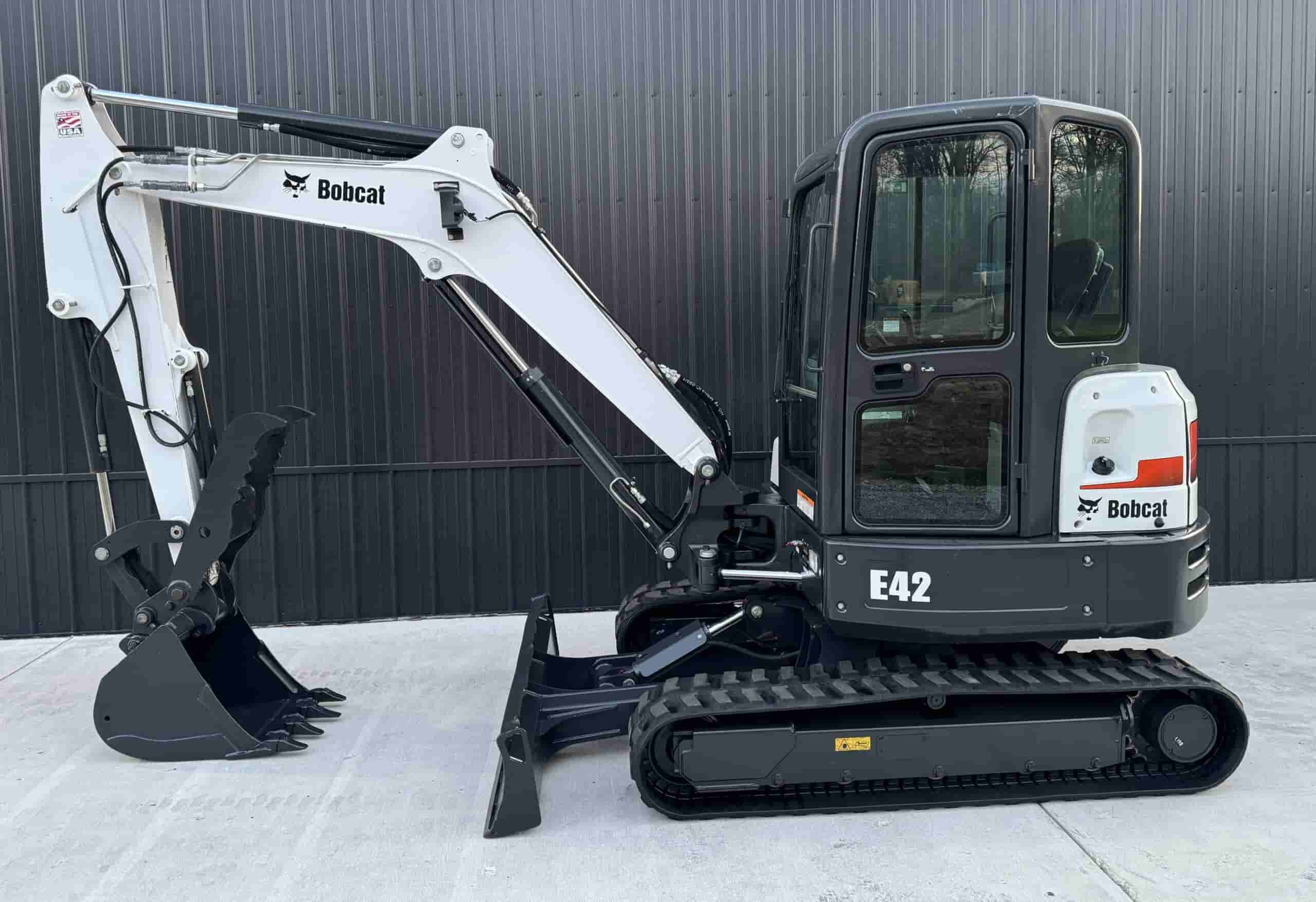 2020 BOBCAT E42 LONG ARM
